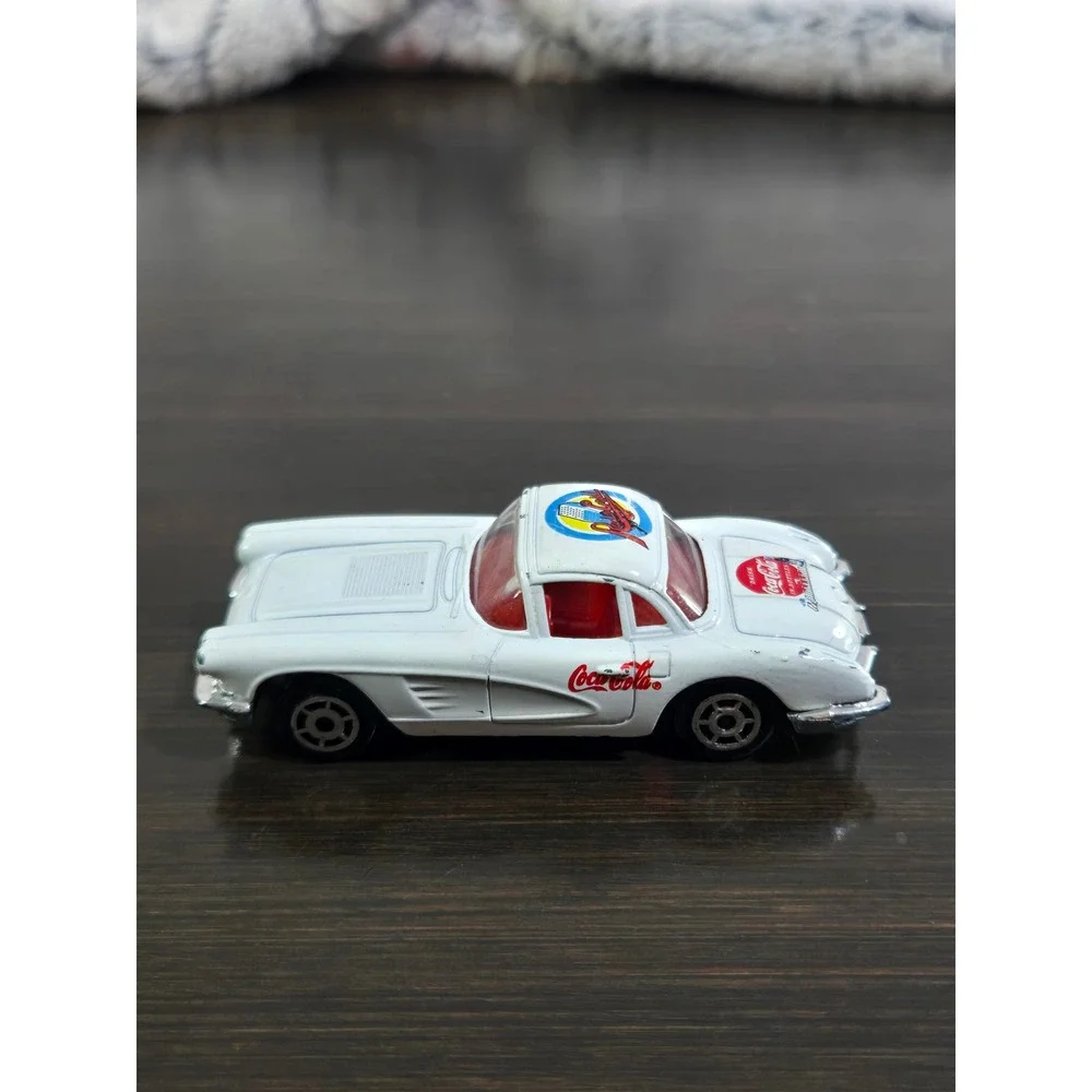 Coca-Cola Chevy Corvette '58 Diecast Car White Red Interior Loose